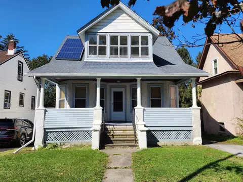 7 S Grand Ave, Poughkeepsie, NY 12603