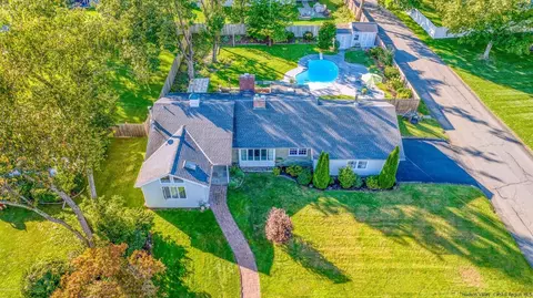 152 Sheryl St, Hurley, NY 12443