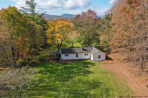 2207 Glasco Tpke, Woodstock, NY 12498