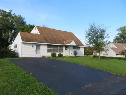 5 Jumping Brook Ln, Kingston, NY 12401