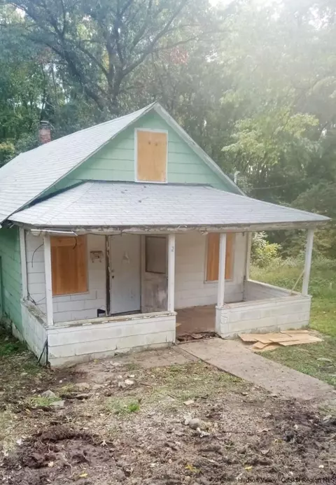 2 Monroe St, Newburgh, NY 12550