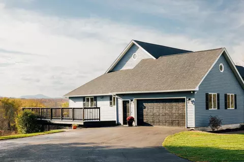 96 Stone Ml, Hudson, NY 12534