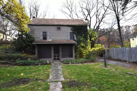 608 Main St, Saint Remy, NY 12401