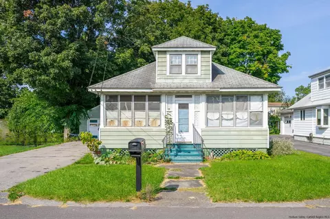 1007 Columbia St, Kingston, NY 12401