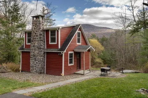 135 Jessop Rd, Willow, NY 12495