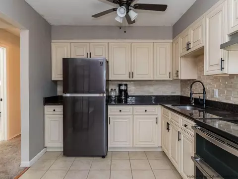 2710 South Rd #E4, Poughkeepsie, NY 12601 photo 6