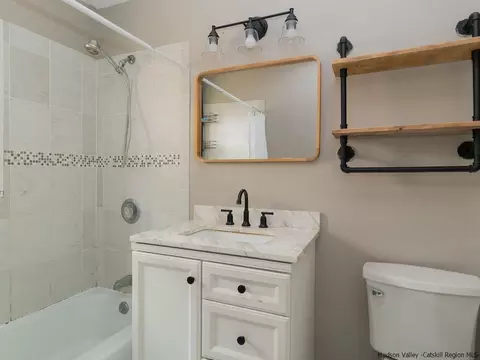 2710 South Rd #E4, Poughkeepsie, NY 12601 photo 10