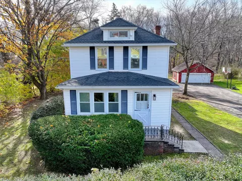 151 Delaware St, Saugerties, NY 12477