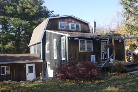 21 Pioneer, Marlboro, NY 12542