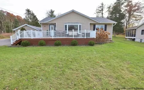 63 Carle Ter, Lake Katrine, NY 12449