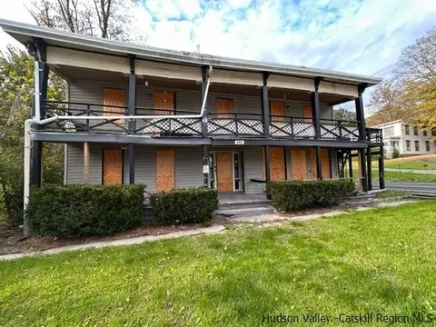 576 Main St, Cairo, NY 12413