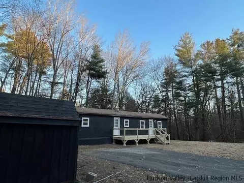 73 Meckler Rd, Napanoch, NY 12458