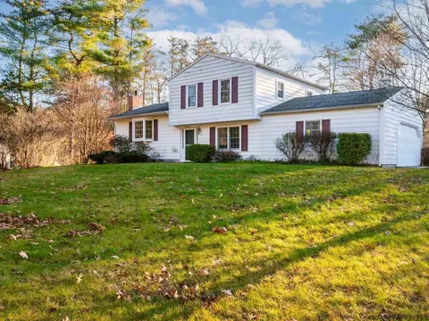 24 Brittany Dr, West Hurley, NY 12491