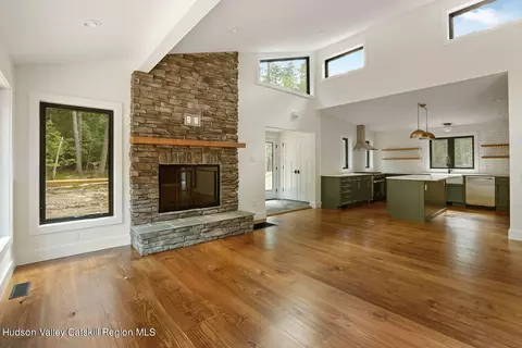 9 Tetta Ln, Olive, NY 12461 photo 4