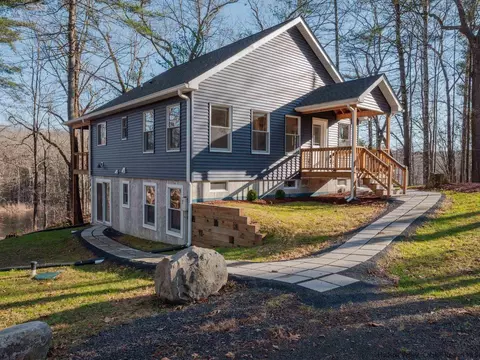978 Cow Hough Rd, New Paltz, NY 12561