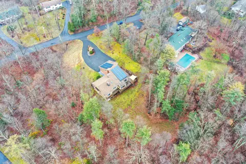 26 Glenerie Ln, Saugerties, NY 12477
