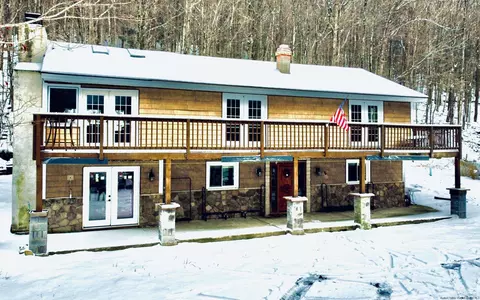 2644 Route 42, West Kill, NY 12492