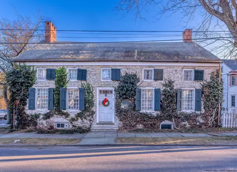 28 Green St, Kingston, NY 12401
