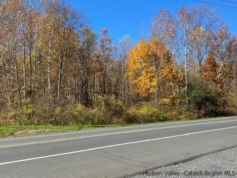 tbd Rt 9w, Highland, NY 12528