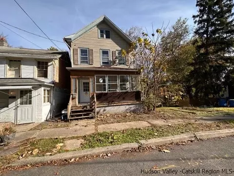 54 Sycamore St, Kingston, NY 12401