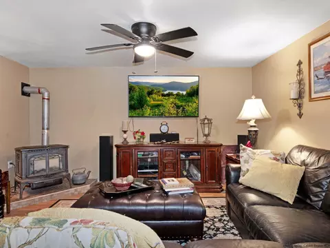 251 Birch Rd, Wallkill, NY 12589 photo 25