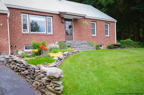 592 Hurley Ave, Hurley, NY 12443