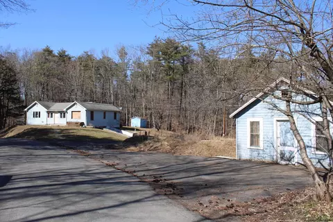 94 Turkey Hl, Kerhonkson, NY 12446