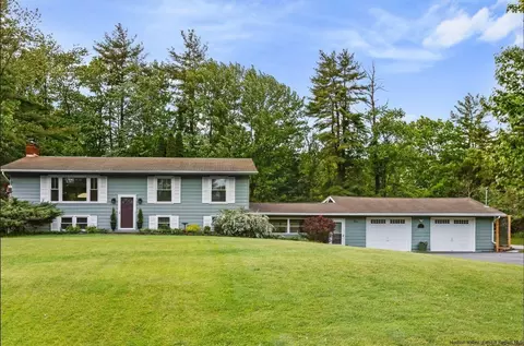 4 Oriole Dr, Woodstock, NY 12498