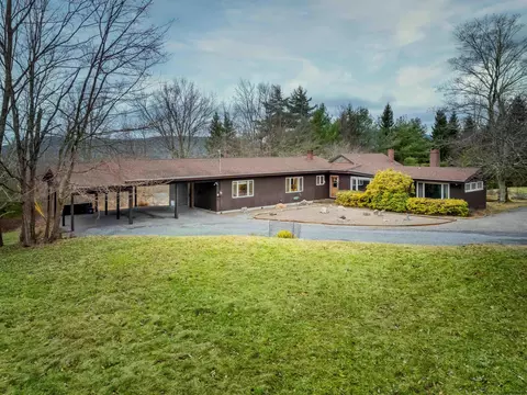 8 Chimney Rd, Woodstock, NY 12498
