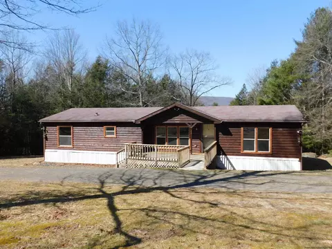 162 Schwabie Tpke, Kerhonkson, NY 12446