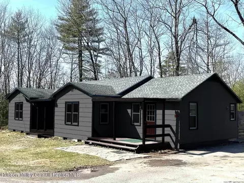 698 Acorn Hl, Olivebridge, NY 12461