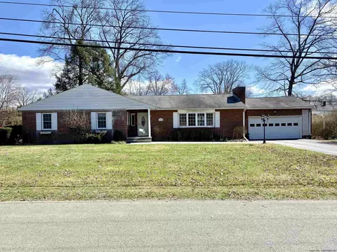 1126 Mountain View Ct, Kingston, NY 12401