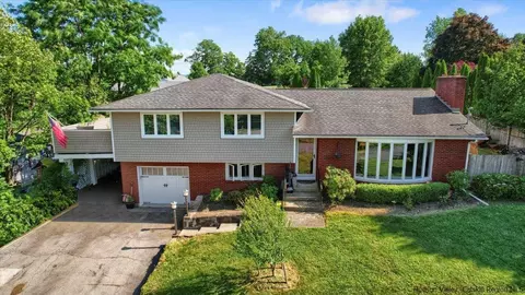 3 Anna Pl #-, Marlboro, NY 12542