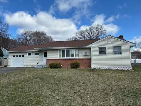 22 Edith Ave, Saugerties, NY 12477