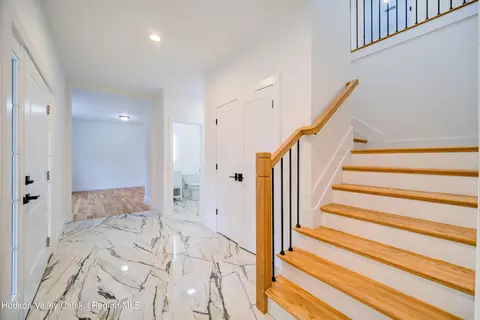 Entry Way - 3 Calico Ways, Wallkill, NY 12589 photo 2 of 9