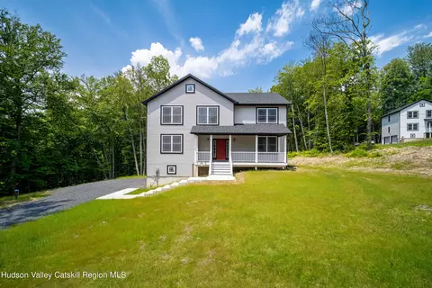 Exterior - 3 Calico Ways, Wallkill, NY 12589 photo 2 of 11