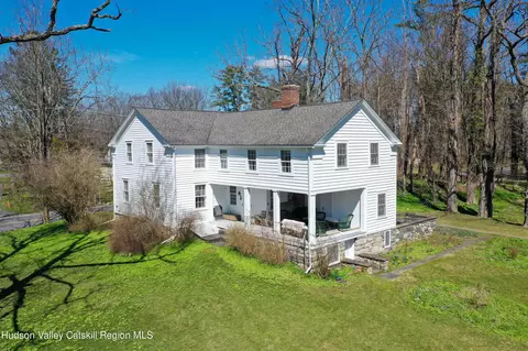 3395 Main St, Stone Ridge, NY 12484