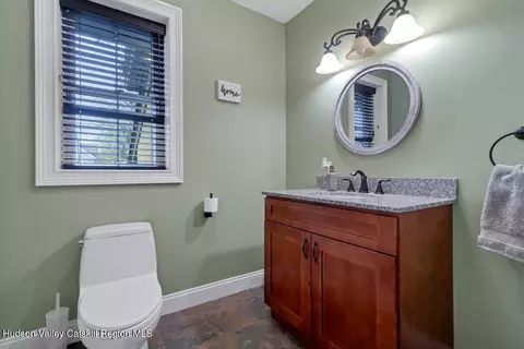 Bath - 93 Hooker Ave, Poughkeepsie, NY 12601 photo 4 of 6
