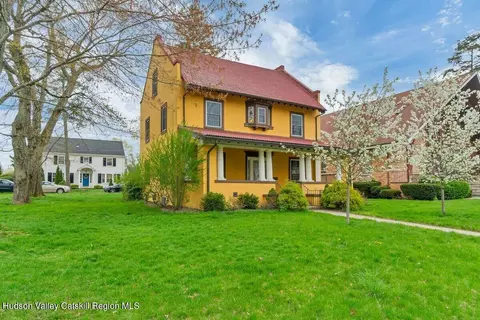Exterior - 93 Hooker Ave, Poughkeepsie, NY 12601 photo 2 of 5