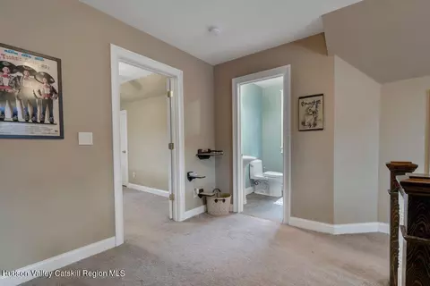 Bath - 93 Hooker Ave, Poughkeepsie, NY 12601 photo 5 of 6