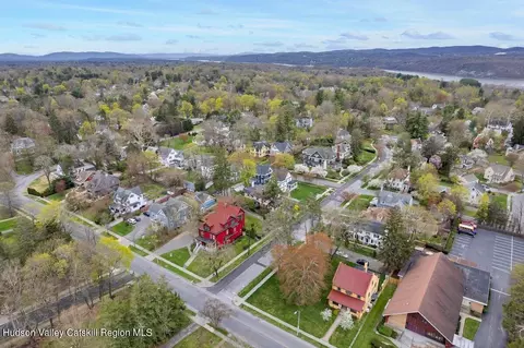 View/Area - 93 Hooker Ave, Poughkeepsie, NY 12601 photo 2 of 2