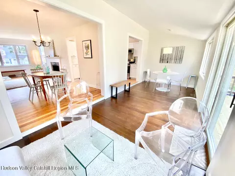 Living - 11 Pine Tree Dr, Poughkeepsie, NY 12603 photo 5 of 6