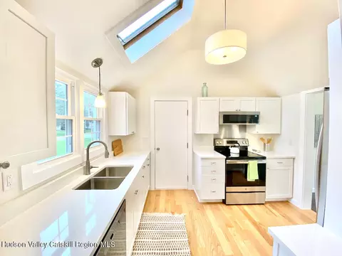 Kitchen - 11 Pine Tree Dr, Poughkeepsie, NY 12603 photo 1 of 4