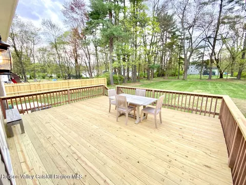 Exterior - 11 Pine Tree Dr, Poughkeepsie, NY 12603 photo 3 of 9