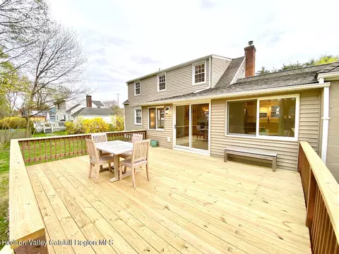 Exterior - 11 Pine Tree Dr, Poughkeepsie, NY 12603 photo 4 of 9