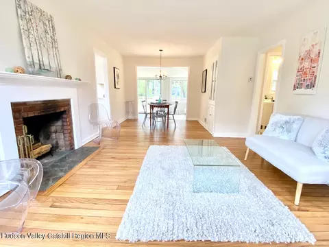Living - 11 Pine Tree Dr, Poughkeepsie, NY 12603 photo 2 of 6
