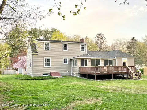 Exterior - 11 Pine Tree Dr, Poughkeepsie, NY 12603 photo 2 of 9