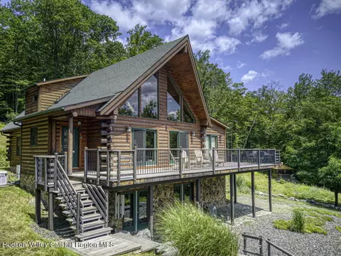 190 Grogkill Rd, Willow, NY 12495