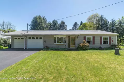 1203 Sawkill Rd, Kingston, NY 12401