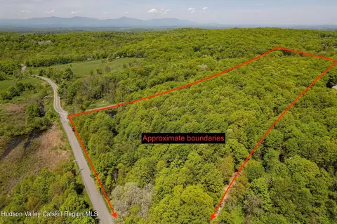 tbd Willow Glen Rd, Milan, NY 12571